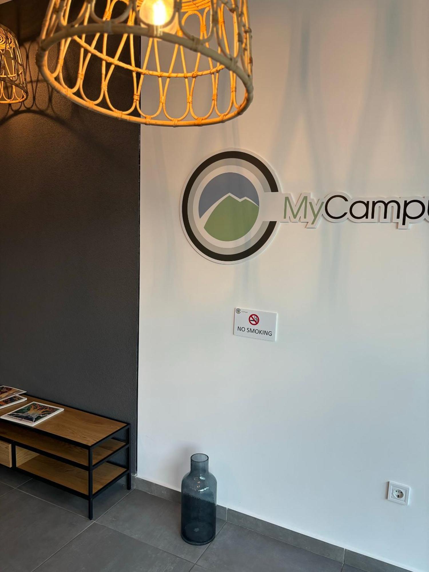 Mycampus Unwe Studentski Mountain Views Modern Kitchen Equipment Sofia Bagian luar foto