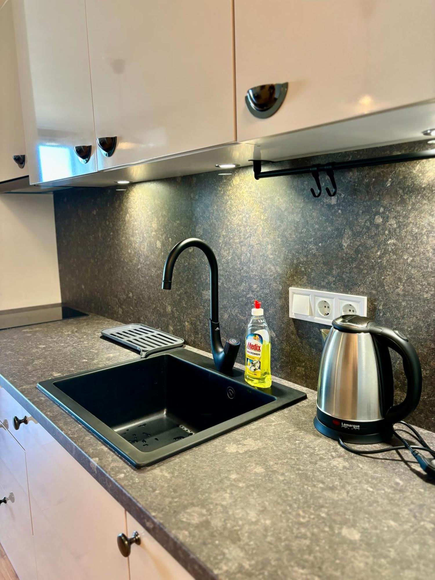 Mycampus Unwe Studentski Mountain Views Modern Kitchen Equipment Sofia Bagian luar foto